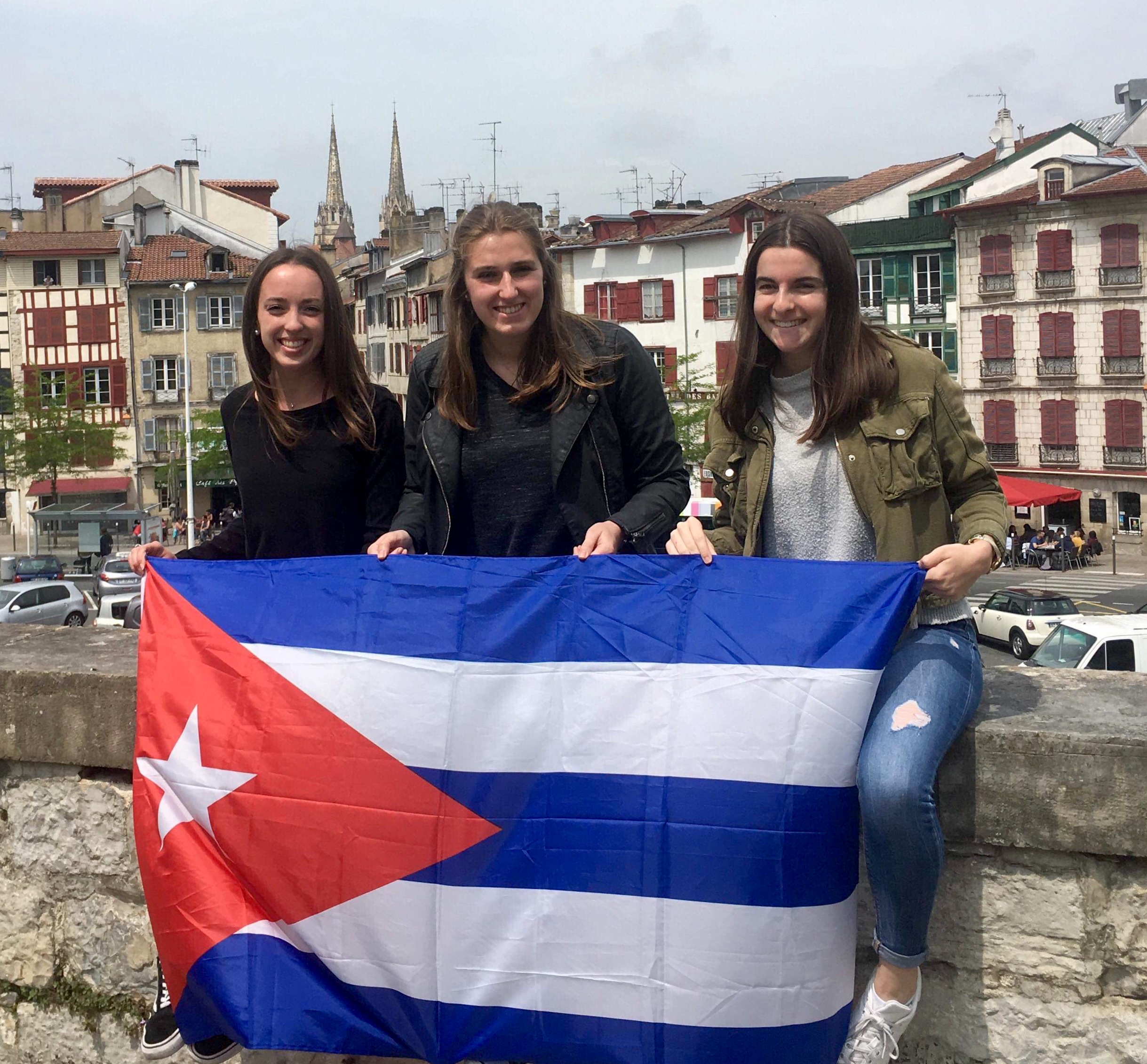 60913990_427225664495263_5490621925610749952_n