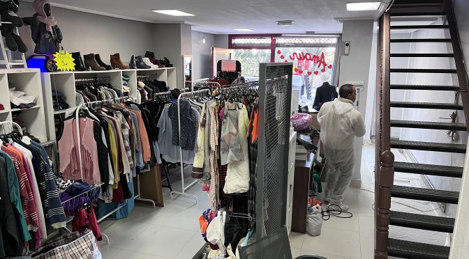 NOUVEL AGENCEMENT DU MAGASIN IRUN, ETAPE PEINTURE.